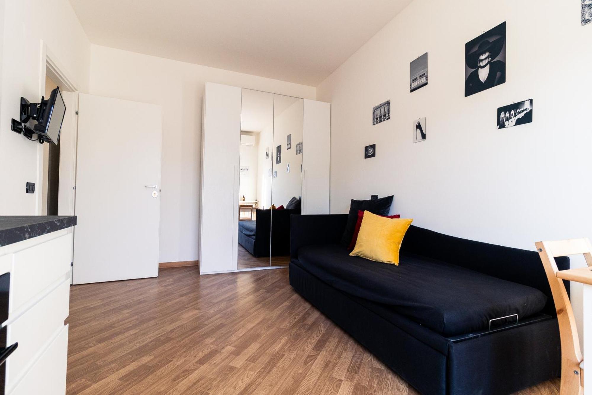 Abbiategrasso - Bocconi - 2 Camere Da Letto ミラノ エクステリア 写真