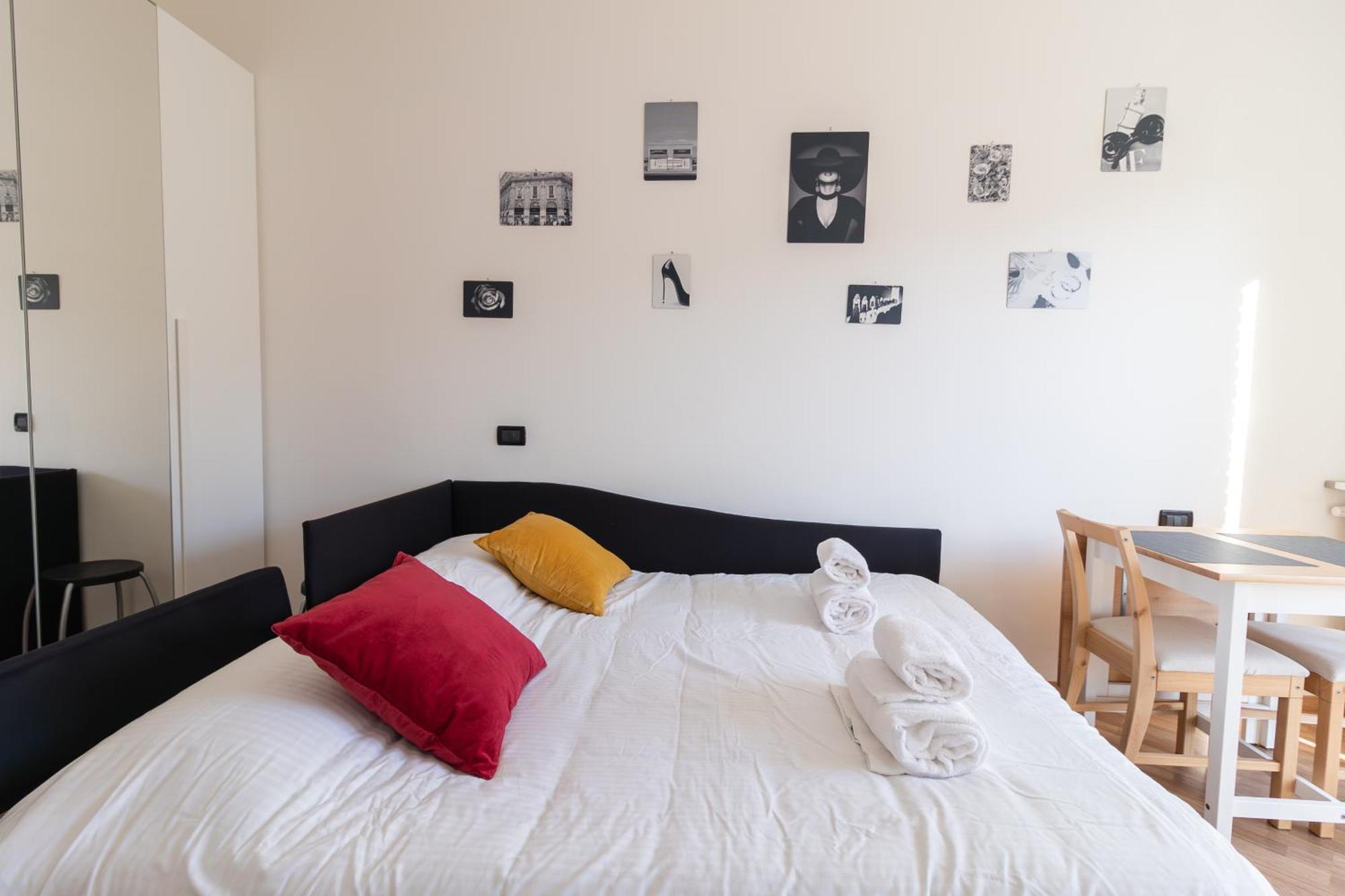 Abbiategrasso - Bocconi - 2 Camere Da Letto ミラノ エクステリア 写真