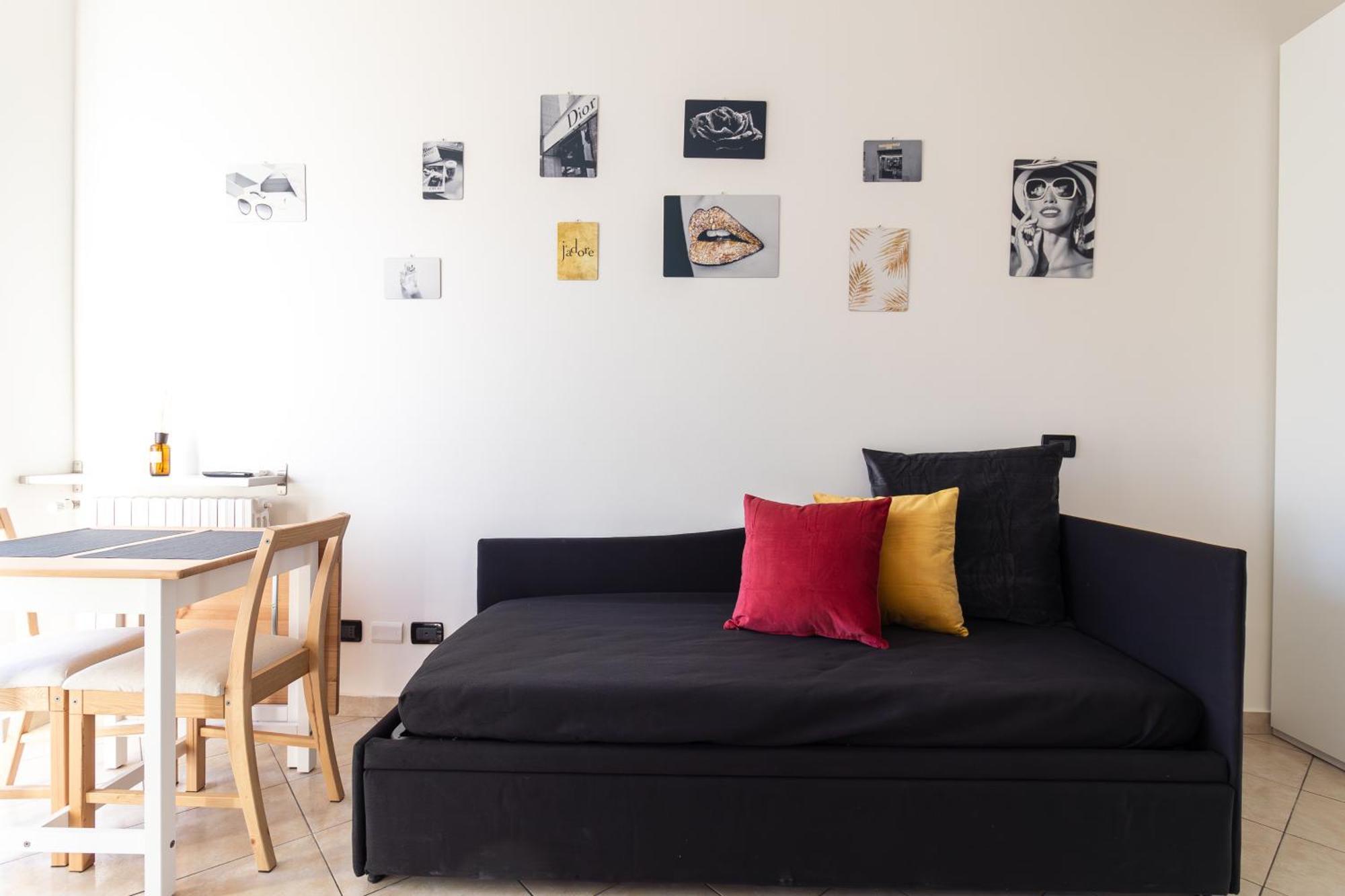 Abbiategrasso - Bocconi - 2 Camere Da Letto ミラノ エクステリア 写真